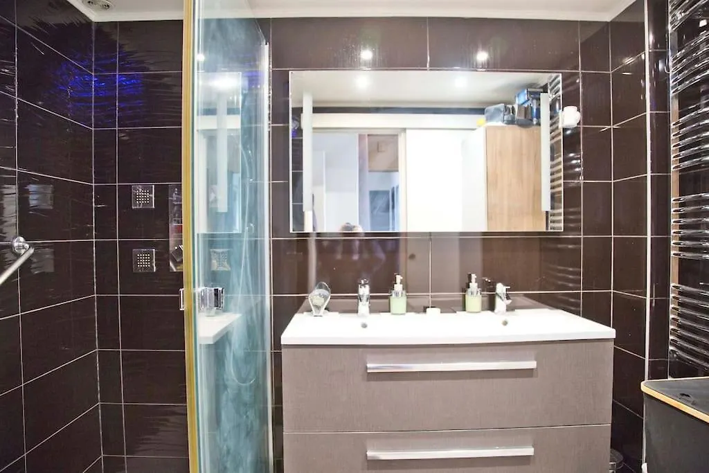 Apartman Perfect Modern High Floor Apt With All Paris View